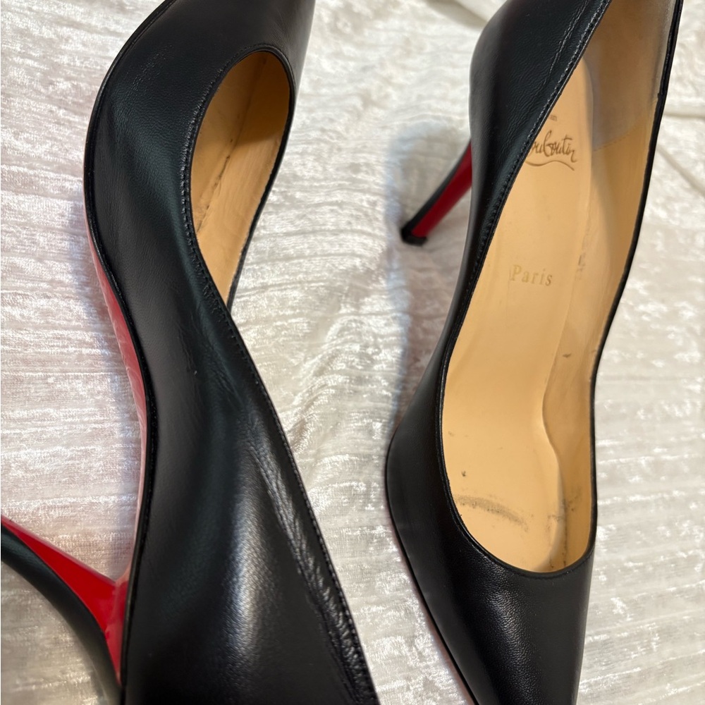 Christian Louboutin Black Heels with Red Soles - Picture 4 of 10
